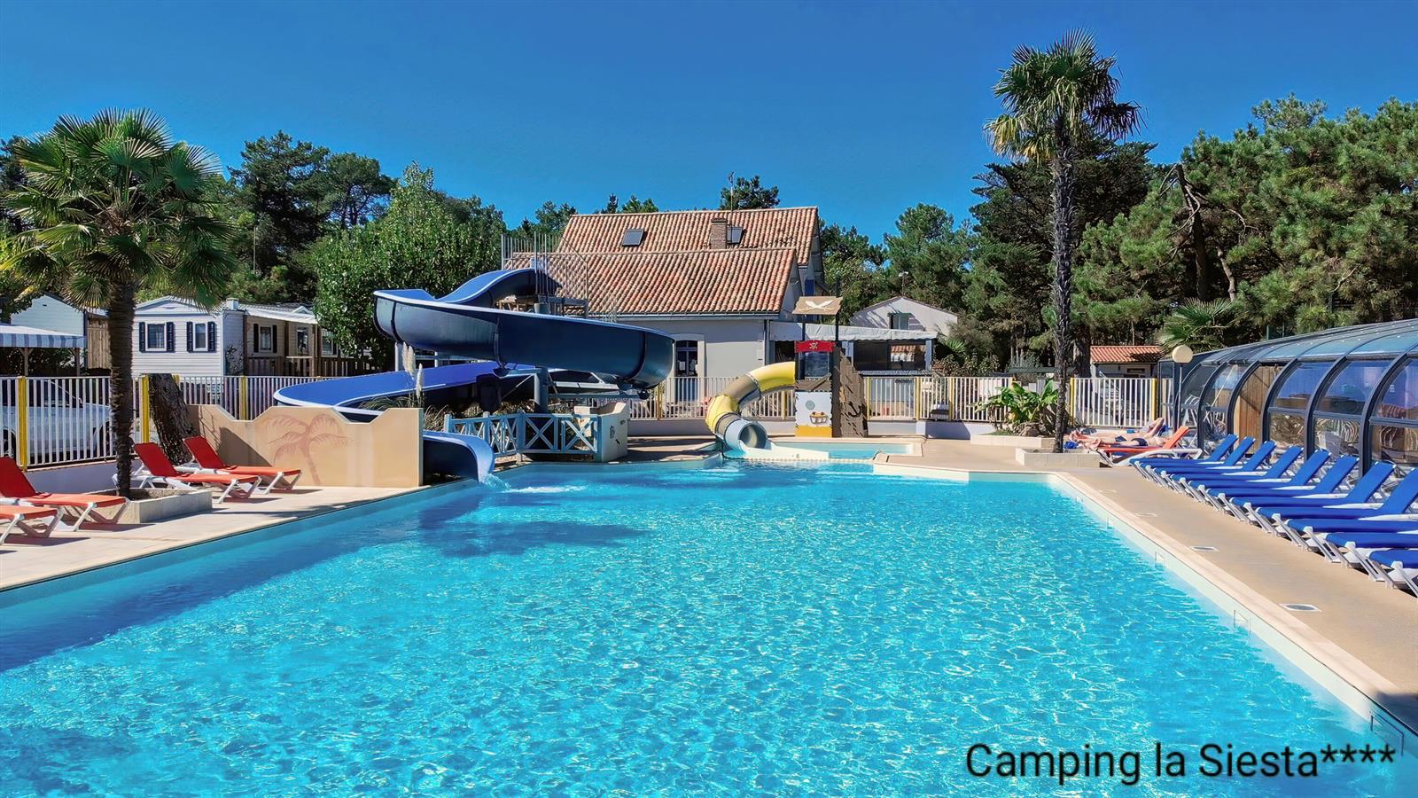 Campsite with swimming pool and slide in La Faute Sur Mer - Camping La Siesta | La Faute sur Mer