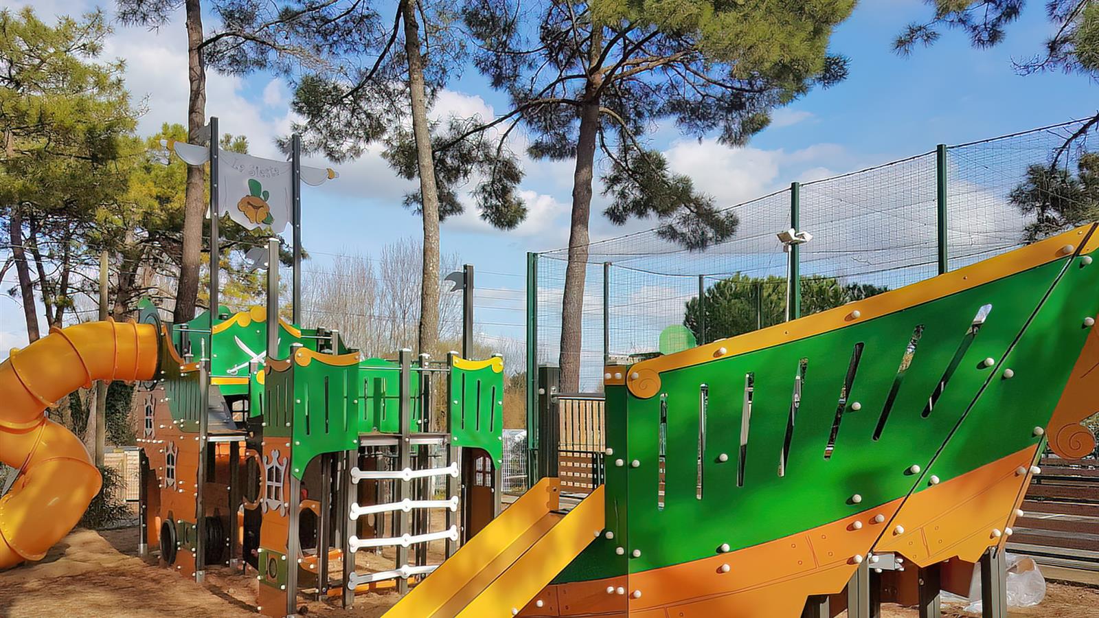 Play area at Camping La Siesta La Faute Sur Mer - Camping La Siesta | La Faute sur Mer