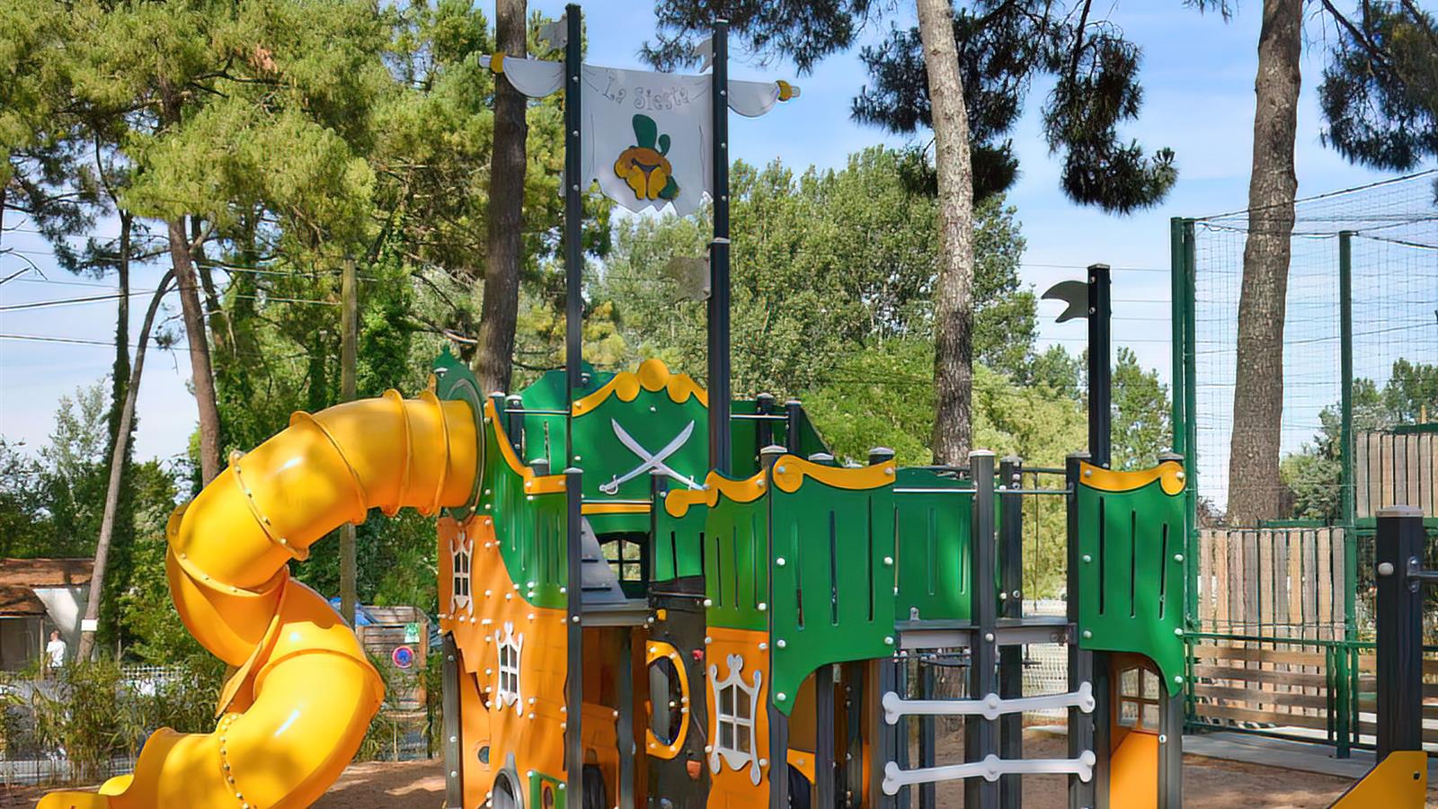 Play area at Camping La Siesta L'aiguillon La Presqu'île - Camping La Siesta | La Faute sur Mer