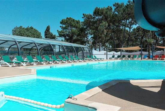 Heated outdoor swimming pool at La Siesta campsite in La Faute sur Mer - Camping La Siesta | La Faute sur Mer